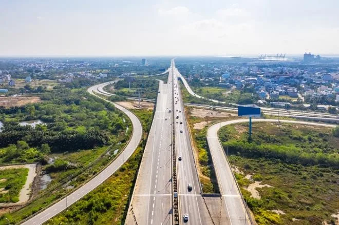 Hạ tầng đồng bộ, Đồng Nai bùng nổ hàng loạt dự án bất động sản quy mô lớn 9 Day manh ha tang giao thong Dong Nai