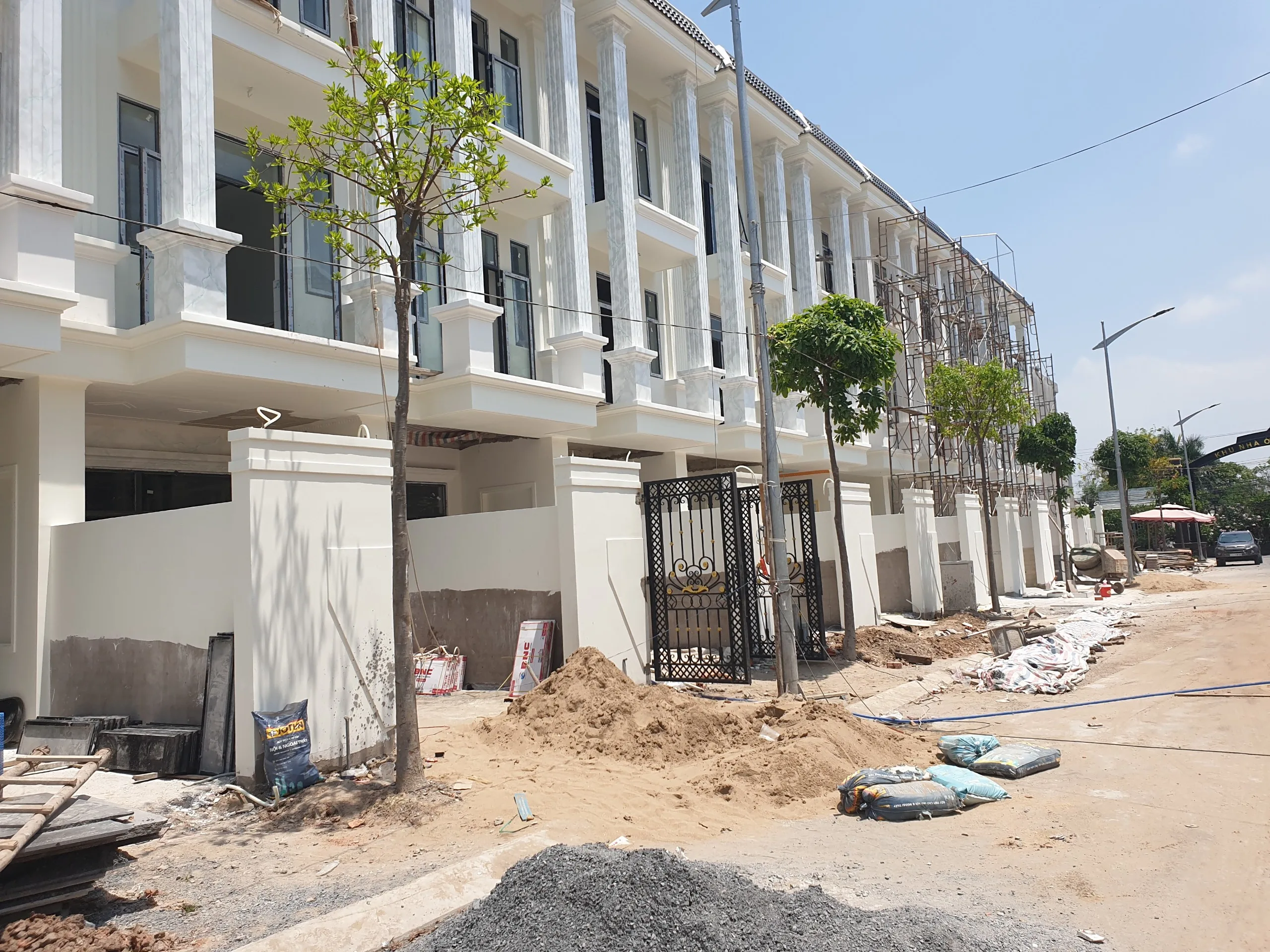 Louis Resident chuẩn bị bàn giao Block B 24 Louis Resident chuan bi ban giao Block B 8