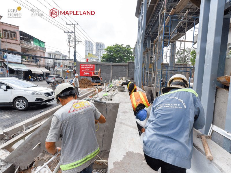 tien do thi cong chung cu phu dong skygraden 1